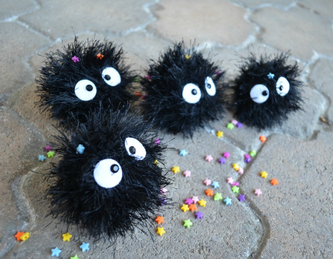 Easy Spirited Away Needle Felting Craft: Soot Sprite Tutorial