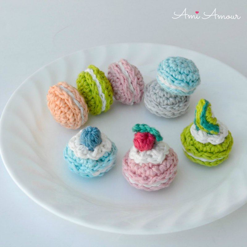 Amigurumi Macaron Toppings - Free Pattern