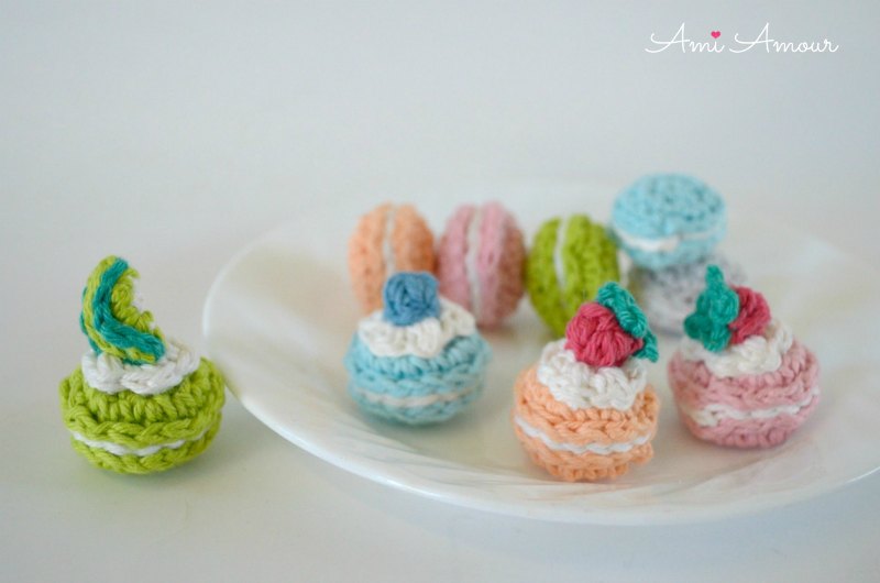 Crochet Macaron Toppings