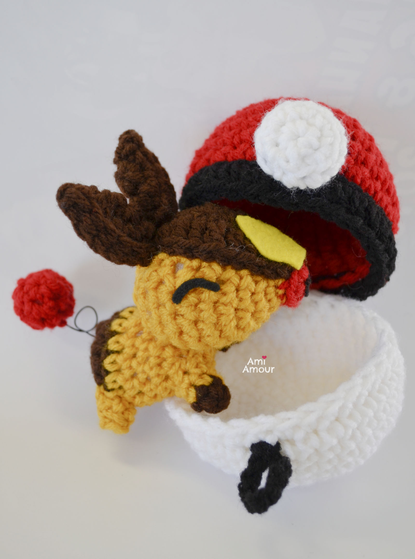 Crochet Tepig with Smiling Eyes